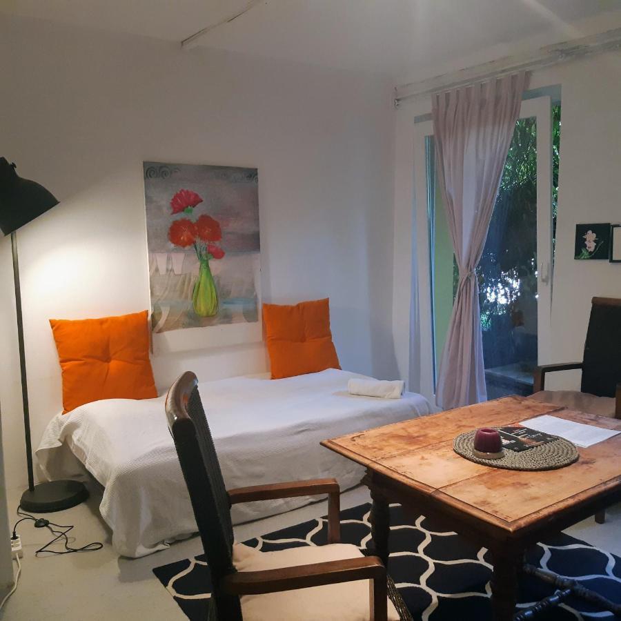Fassbinder Klause Mit Mini-Terrasse Apartment Санкт Файт ан дер Глан Екстериор снимка